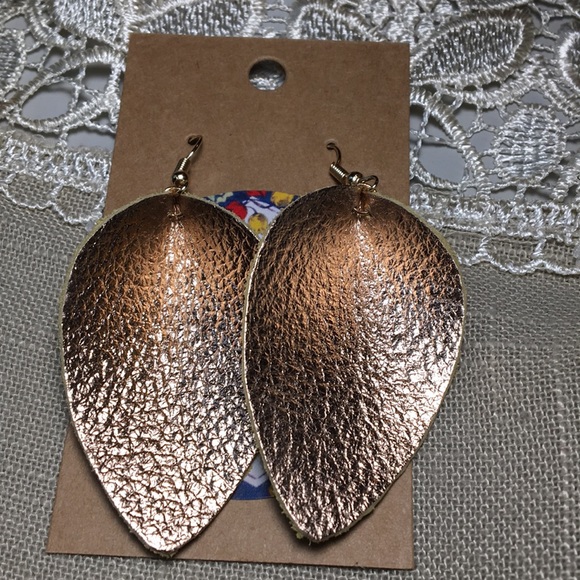 Leather earrings! - Picture 1 of 1